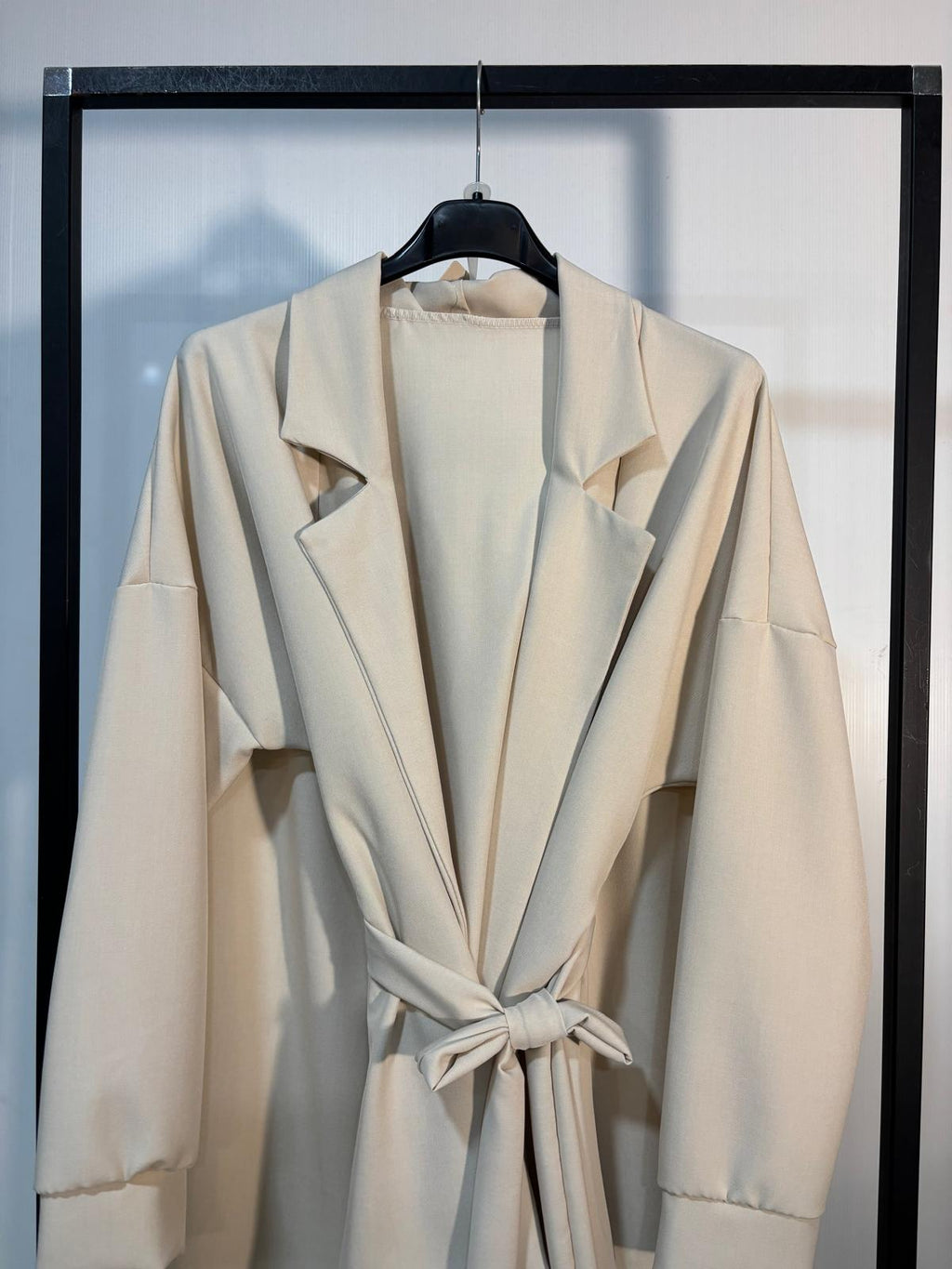 COORDINATO GIACCA CON FIOCCO E PANTALONE PALAZZO