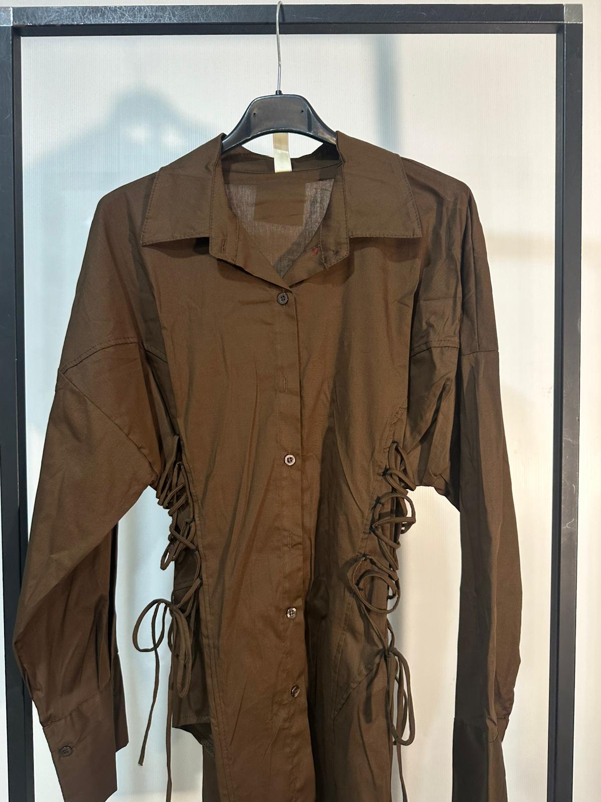 CAMICIA A VESTITINO CON LACCI LATERALI