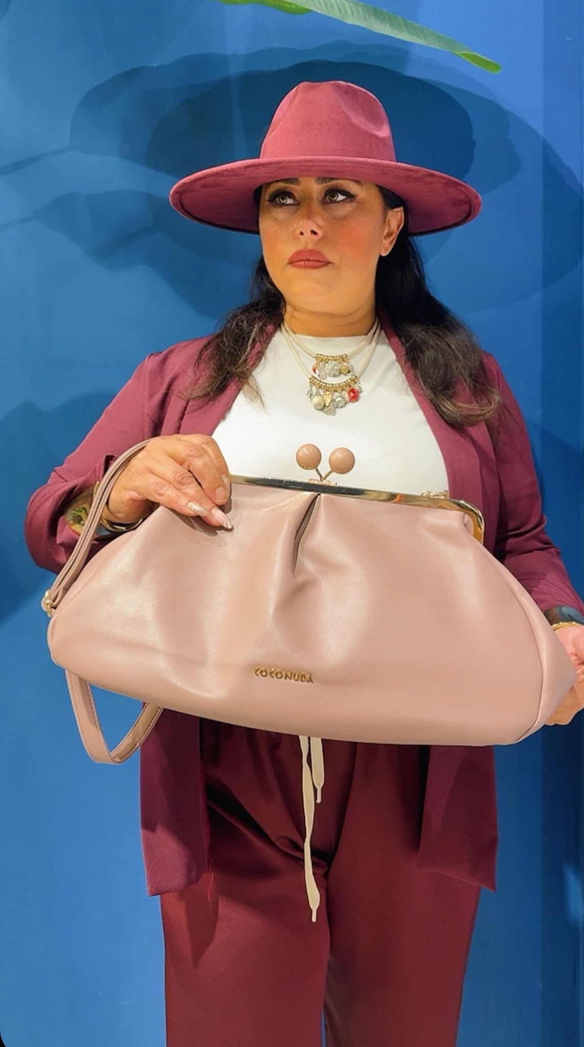 CLUTCH PINK