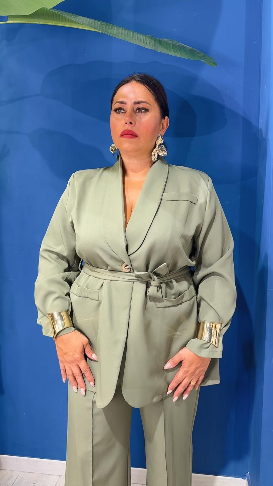 TAILLEUR CASSANDRA CURVY
